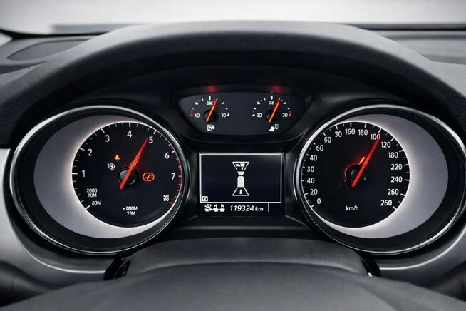 Opel Astra Sadlno - zdjęcie 5