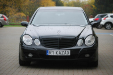 Mercedes-Benz Klasa E W211 E500 Avantgarde (2002)