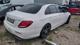 Mercedes E 220 Komorniki - zdjęcie 3