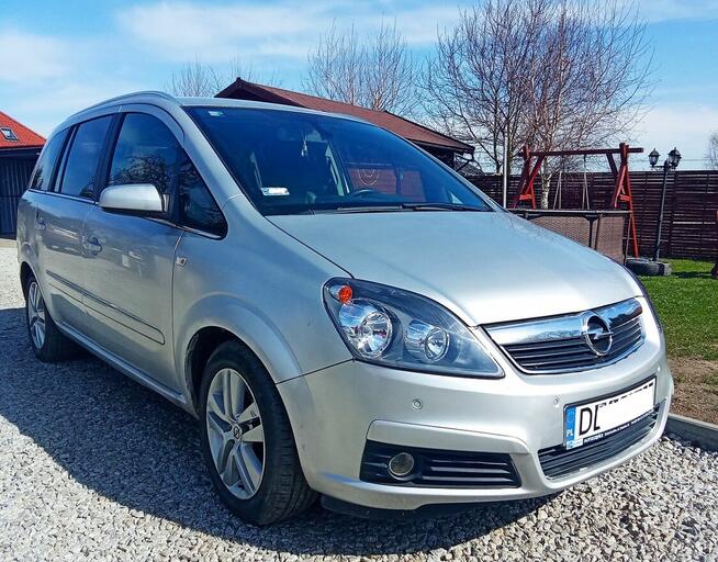 Opel Zafira B . 2007 rok 1.9cdti Pieszyce - zdjęcie 3
