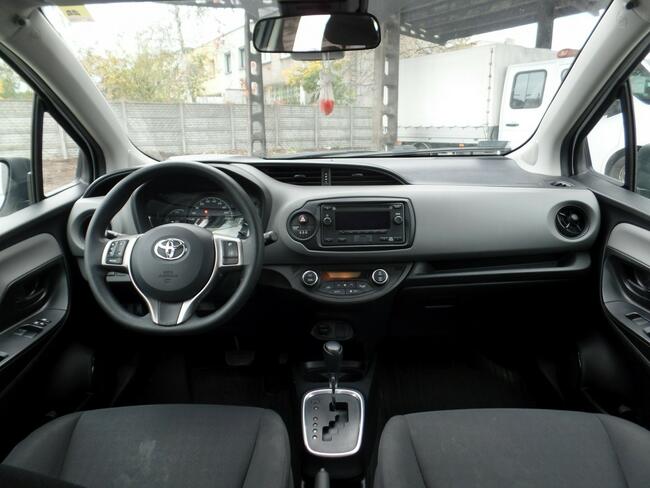 Toyota Yaris Hybrid 100 Active Hatchback DW6U485 Katowice - zdjęcie 10