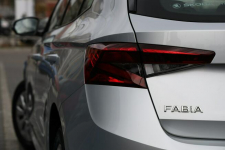 Škoda Fabia 1,0 110 KM Ambition manual Tychy - zdjęcie 10