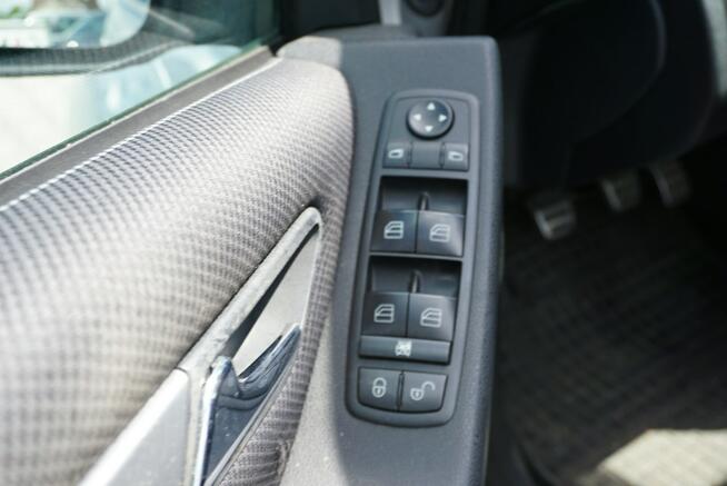 Mercedes B 180 polski salon Opole - zdjęcie 9