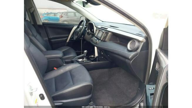 Toyota RAV-4 / HYBRYDA / 4x4 / automat / niski przebieg / Tarnów - zdjęcie 10