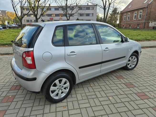 Volkswagen Polo 1.4i 16V Bezwypadkowy Oryginał Serwis do końca Zielona Łąka - zdjęcie 3