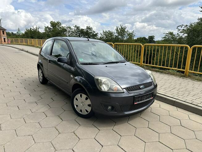 Ford fiesta MK6 1.3 Benzyna Klima Grzana przednia szyba Gostyń - zdjęcie 1