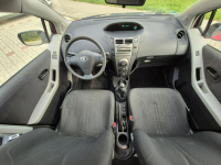 Toyota Yaris Oryginał Stan Bezwypadkowy I Właściciel Serwis do końca Zielona Łąka - zdjęcie 7