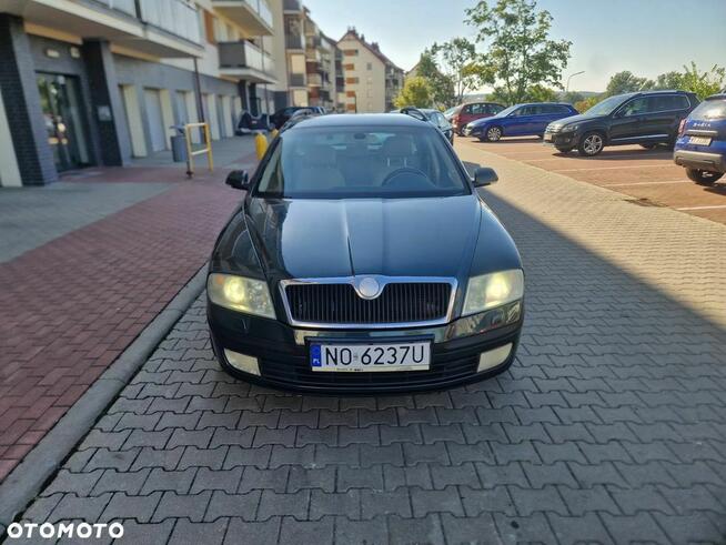 Skoda Octavia 2.0 TDI Elegance Olsztyn - zdjęcie 12