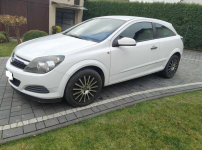 Opel Astra GTC 90KM benzyna 2009 r. Leżajsk - zdjęcie 3