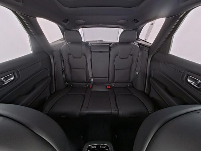 Volvo XC 60 B5(B) AWD Black Edition Ultra *Gwarancja*FV23%* Tychy - zdjęcie 7