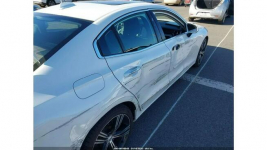 Volvo S60 / T5 INSCRIPTION / niski przebieg / Tarnów - zdjęcie 8