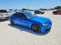 Alfa Romeo Giulia Wersja Ti / AWD / niski przebieg Warszawa - zdjęcie 3