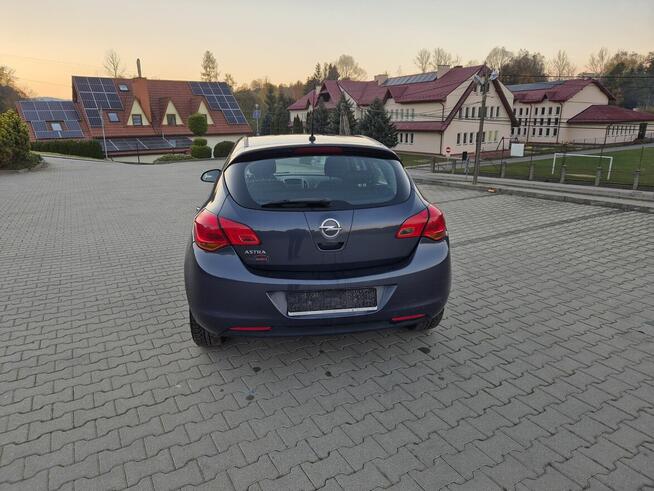 Opel Astra J 1.4 benzyna Błażkowa - zdjęcie 1