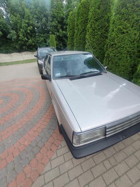 Nissan sunny z 1986r Cieciorki - zdjęcie 5