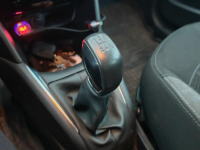 Peugeot 208 1.4 hdi 2012