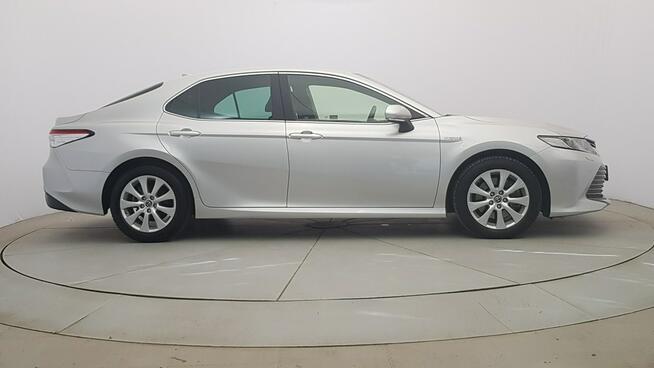 Toyota Camry 2.5 Hybrid Comfort CVT ! Z Polskiego Salonu ! FV 23 % ! Warszawa - zdjęcie 8