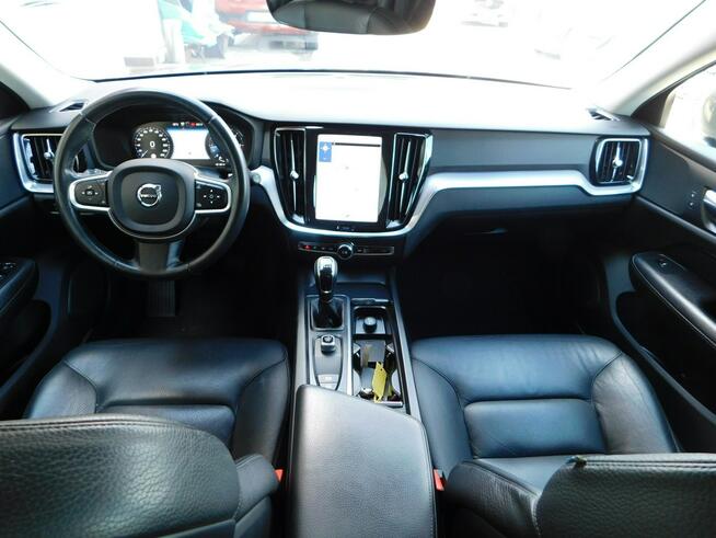 Volvo V60 z Gwarancją Skóra BLiS Model 2020r Żyrardów - zdjęcie 7