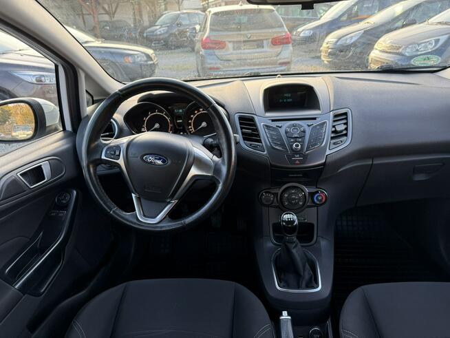 Ford Fiesta Bardzo ładny egzemplarz. Pierwsza rejestracja 2016. Chlewice - zdjęcie 6