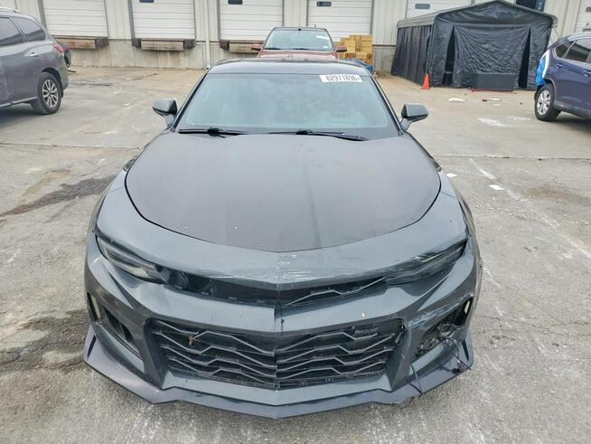 Chevrolet Camaro Bogata wersja wyposażenia / Automat / niski przebieg Wrocław - zdjęcie 2