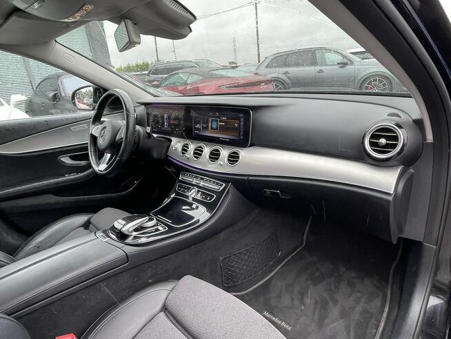 Mercedes E 220 Automat Kamery360 Podgrzewanie Skóra Virtual cockpit Gliwice - zdjęcie 11