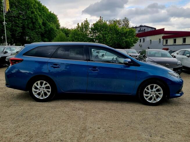 Toyota Auris Hybryda LED Serwis Tempomat Kamera Climatronic Gwarancja Szczecin - zdjęcie 4