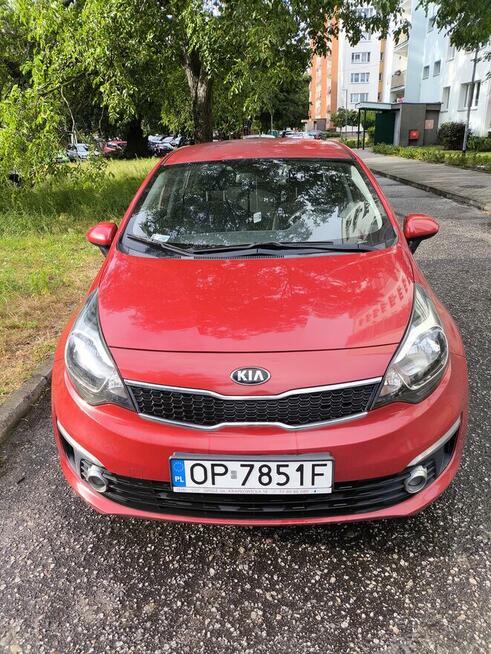 Samochód Kia Rio 1,2 Sedan 2015 r. mały przebieg Szczecin - zdjęcie 11