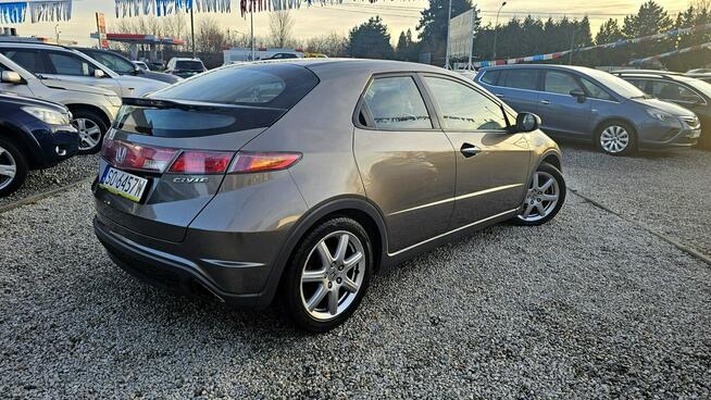 Honda Civic 1.8 Benzyna * Super Stan * Welur  * Mozliwa Zamiana Świdnica - zdjęcie 7