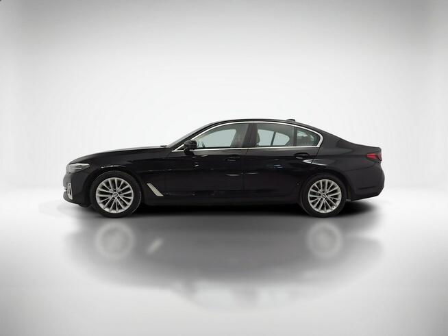 BMW 520 Luxury Line aut ! Z Polskiego Salonu ! Faktura VAT ! Warszawa - zdjęcie 2