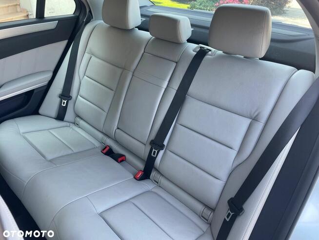 MERCEDES E W212 BENZYNA 1.8 204 KM JAK NOWY 100% BEZWYPADEK Ursus - zdjęcie 6