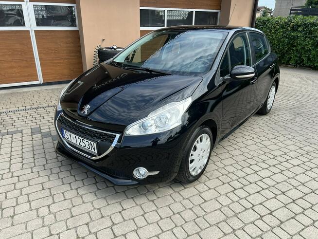 Peugeot 208 1,0 68KM  Rej.01.2015  Klimatyzacja Orzech - zdjęcie 9