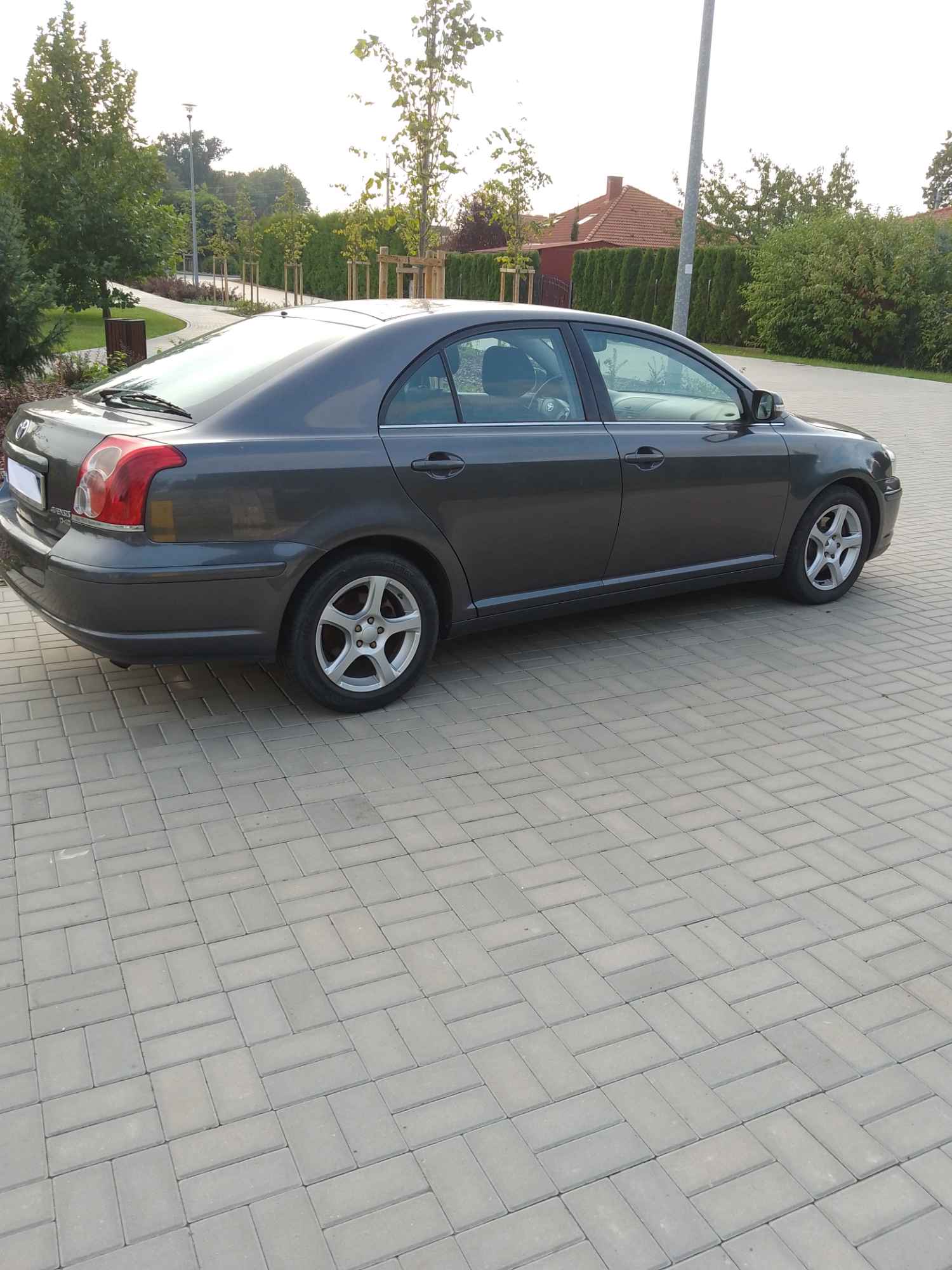 Toyota Avensis 2, 0 diesel Wieniec - zdjęcie 6