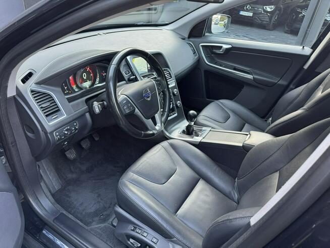 Volvo XC 60 2.0D D3 136KM Panorama El Klapa Kamera 5 cylindrów Końskie - zdjęcie 12