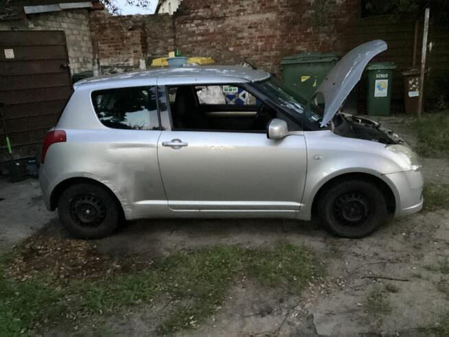 Sprzedam Suzuki Swift Sopot - zdjęcie 4