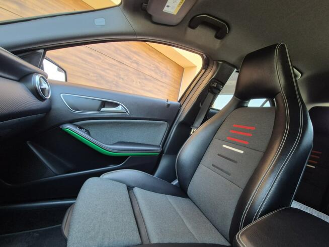 Mercedes A 180 2015r, Przebieg Tylko 137tyś km, 1.6B, Bogata Wersja Radom - zdjęcie 12