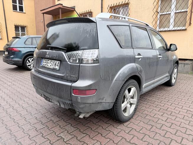 Syndyk sprzeda Mitsubishi Outlander 2.0 DI-D 4WD 2008 r. Bełchatów - zdjęcie 5