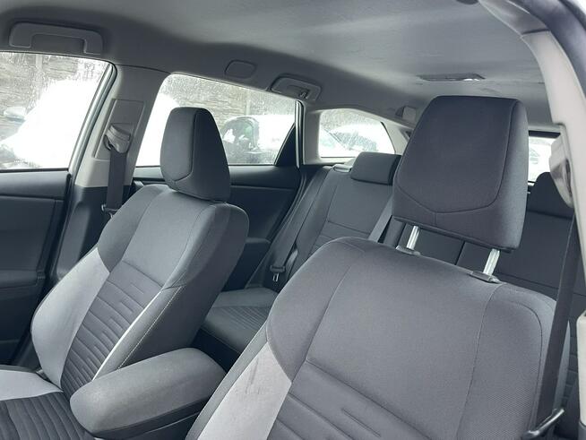 Toyota Auris Klimatronik Podgrzewanie Tempomat Czujniki park. 132KM Gliwice - zdjęcie 11