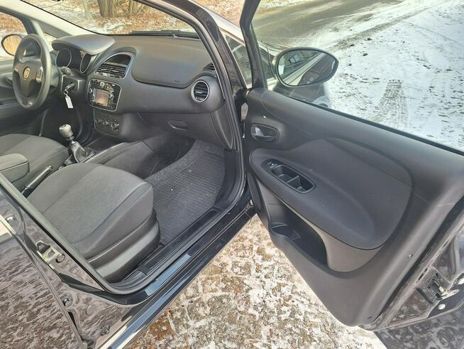 Fiat Punto 1.4 Young Navi Siewierz - zdjęcie 10