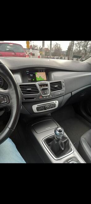 Samochód osobowy Warszawa - zdjęcie 1