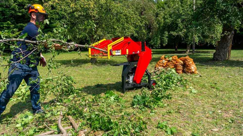 ROZDRABNIACZ do ogrodu RĘBAK spalinowy 15KM 8 nożowy+ przyczepka Kamienna Stara - zdjęcie 2