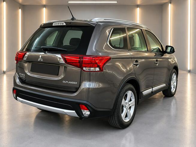 Mitsubishi Outlander 2.0 benzyna*bezwypadkowy*super stan*opłacony Żabno - zdjęcie 8