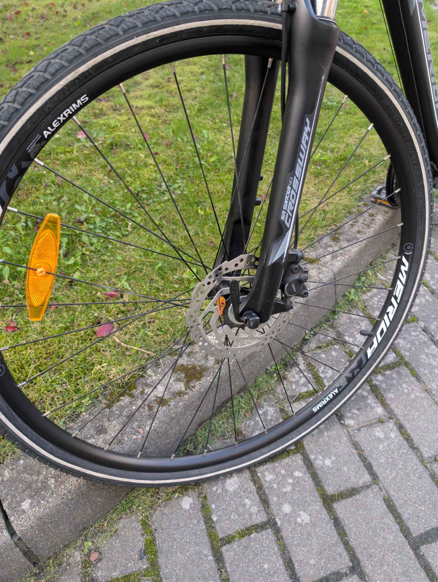 Zadbany i bardzo mało używany rower crossowy Merida Crossway 20 Wałcz - zdjęcie 12