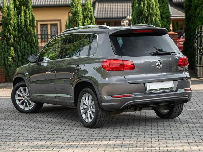 VW Tiguan 1.4T 160PS R line Navi Kamera Alu Full Opcja ! Podzagajnik - zdjęcie 9