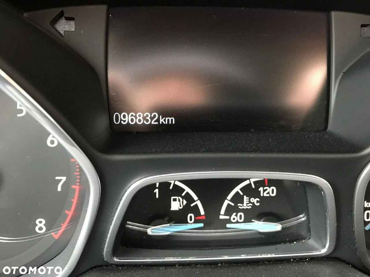 Ford Focus 2018 · 96 832 km · 1 596 cm3 · Benzyna+LPG Tychy - zdjęcie 8