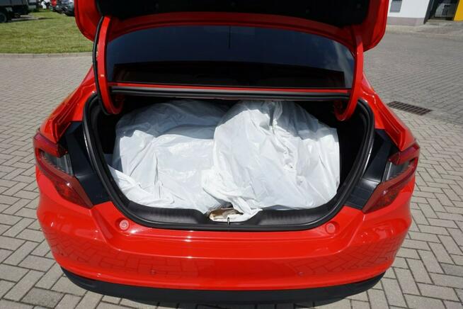 Fiat Tipo Sedan 1.4 95KM Classic salon Lublin - zdjęcie 11