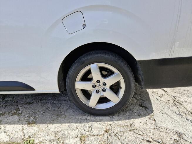 Peugeot Expert Traveller 2.0 BlueHDi Long 150KM 9 osobowy Kolebki - zdjęcie 11