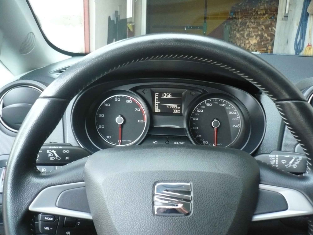Seat Ibiza 1.4 85km. Niski Przebieg. Piękny kolor. Sztum - zdjęcie 1