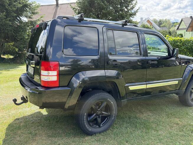 Jeep Cherokee KK 2.8 CRD 177 KM Automat 4x4 Limited, Redukto Kraków - zdjęcie 4