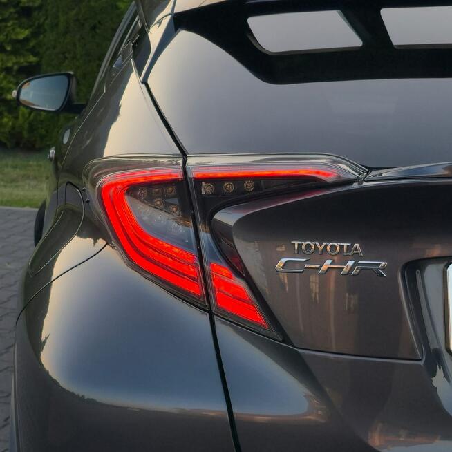 OYOTA C-HR 1.8 HYBRID GR SPORT SKÓRY CZARNY SUFIT KAMERA NAWIGACJA Ostrów Mazowiecka - zdjęcie 6