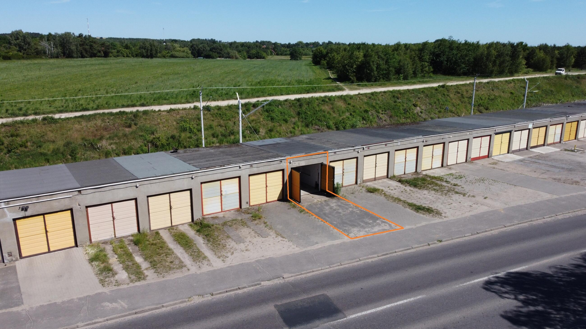 ŚWIETNY GARAŻ NA PIĄTKOWIE! Poznań - zdjęcie 3