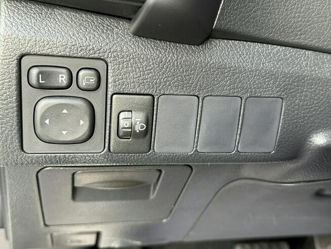 Toyota Auris Hybrid 136KM/Premium/Led/Navi/Kamera/Serwis/FaVAT23% Węgrów - zdjęcie 11